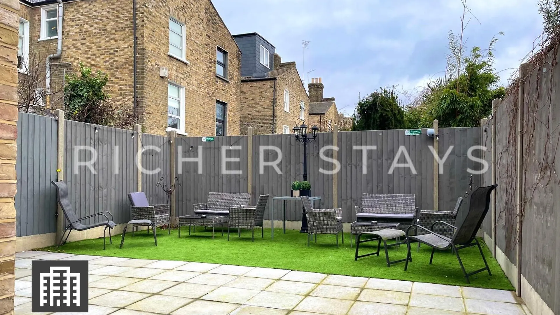 Hackney Suites - En-Suite Rooms & Amenities Londres 4*,  Royaume-Uni