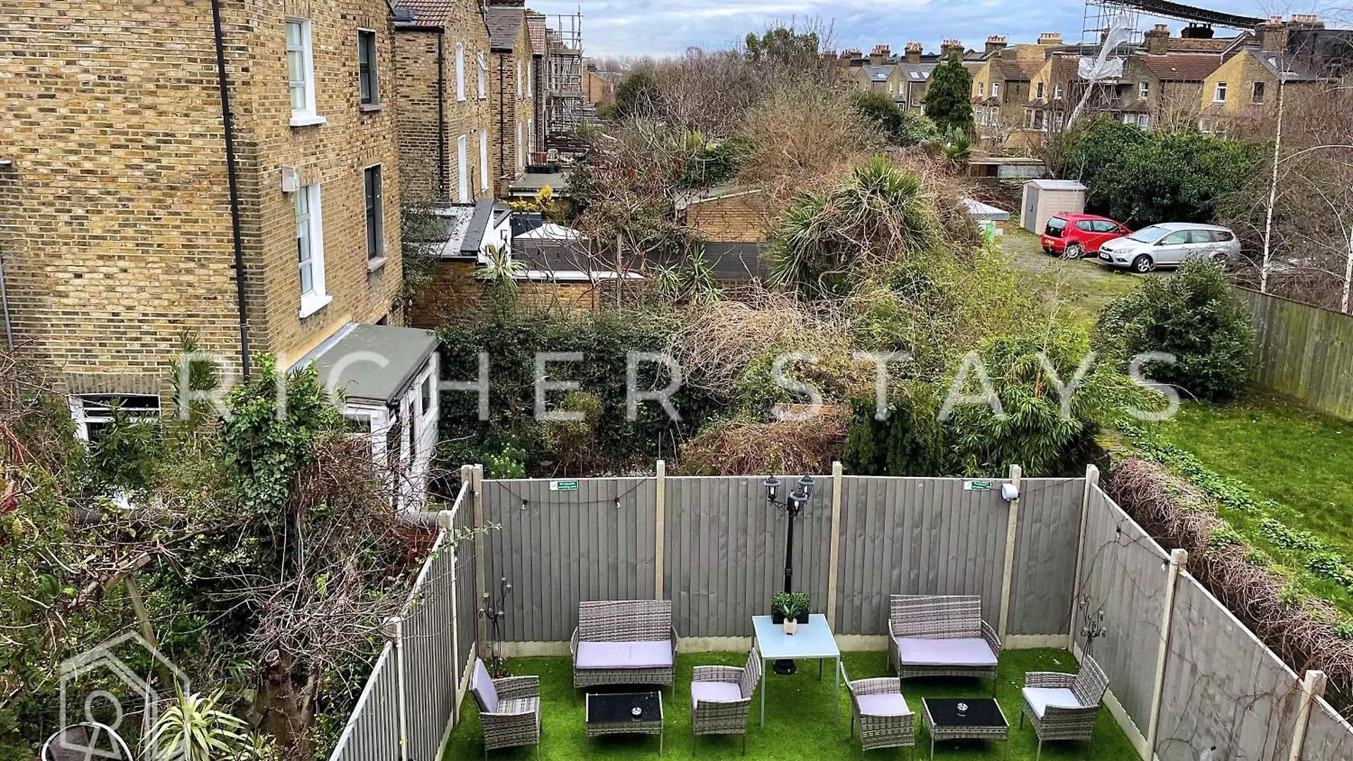 Hackney Suites - En-Suite Rooms & Amenities London 4*,  United Kingdom
