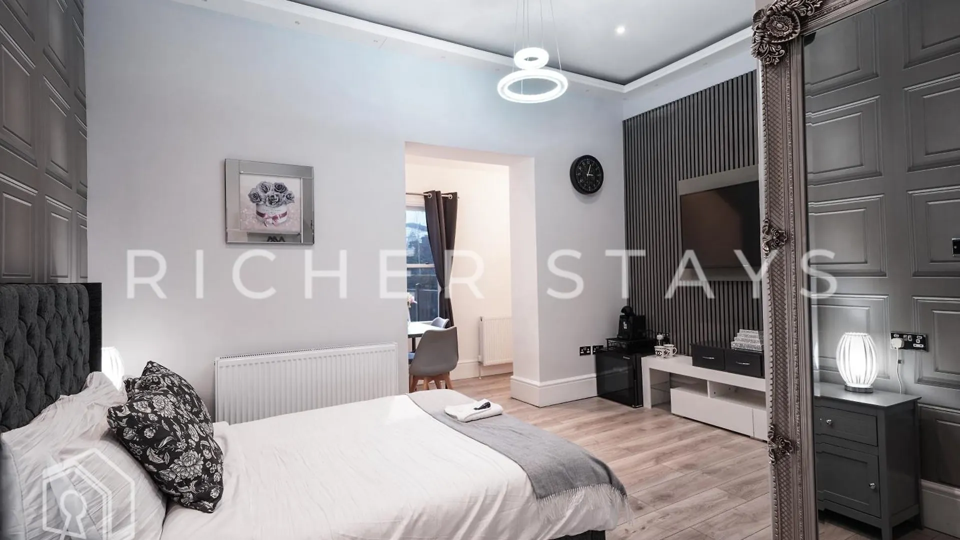 **** Hotel Hackney Suites - En-Suite Rooms & Amenities London United Kingdom